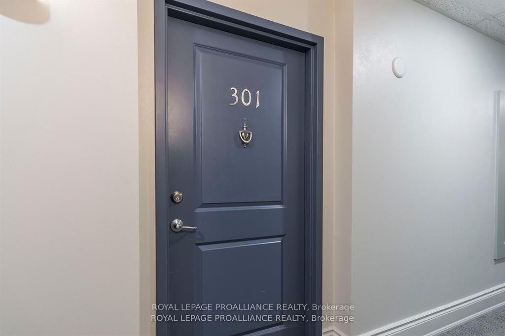 145 Third St, #301