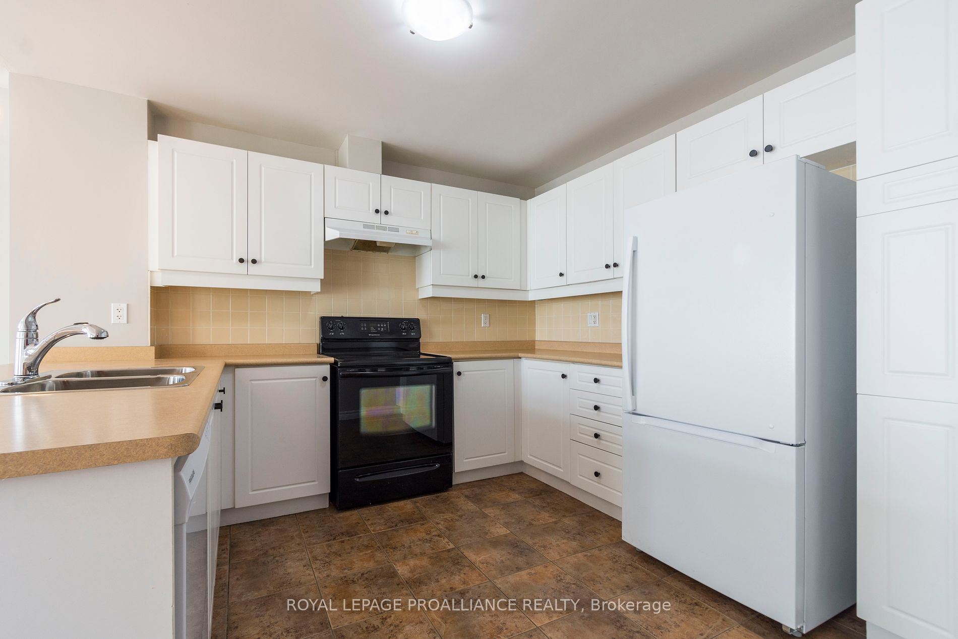 145 Third St, #301