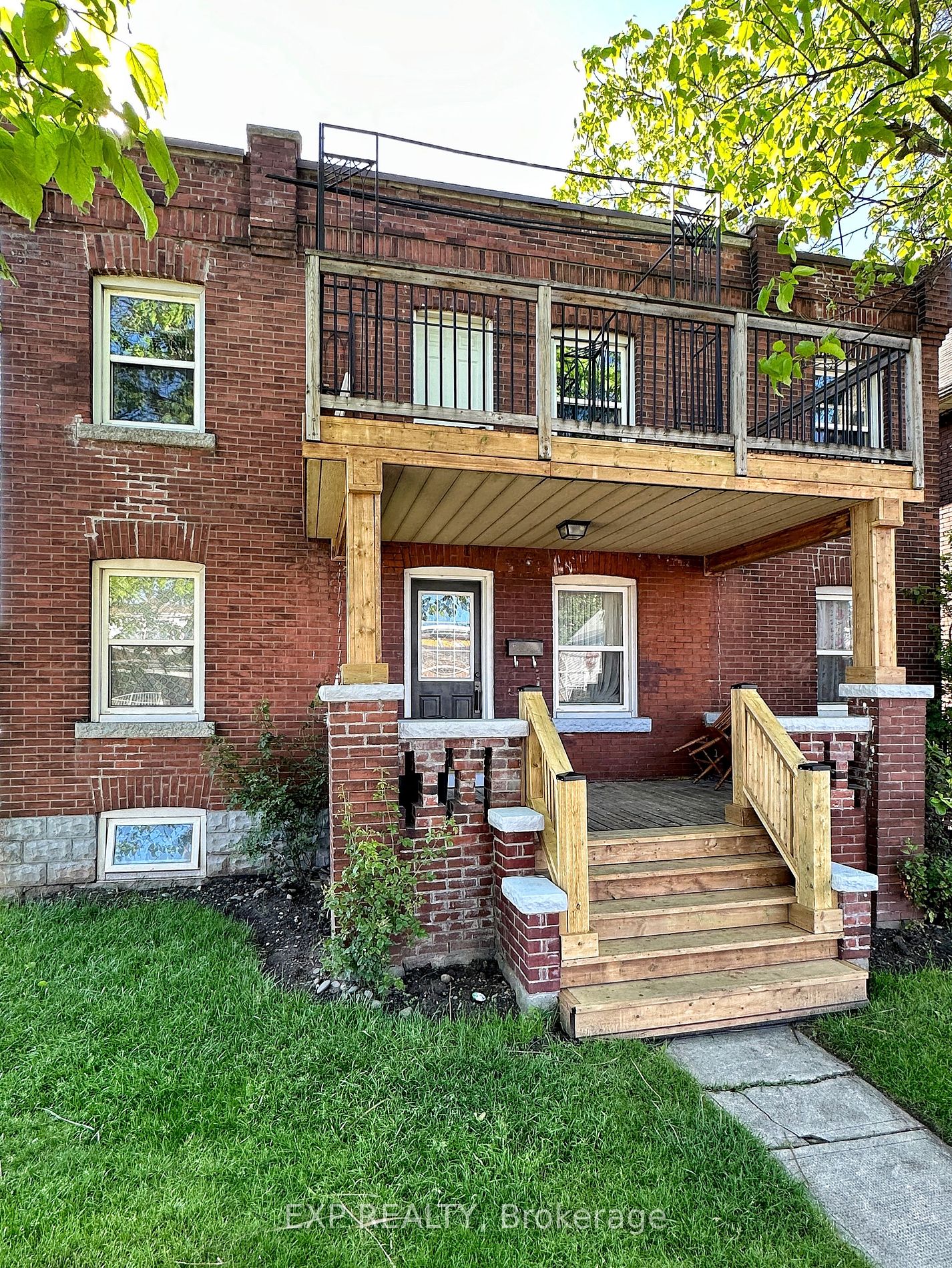 140 Gage Ave N