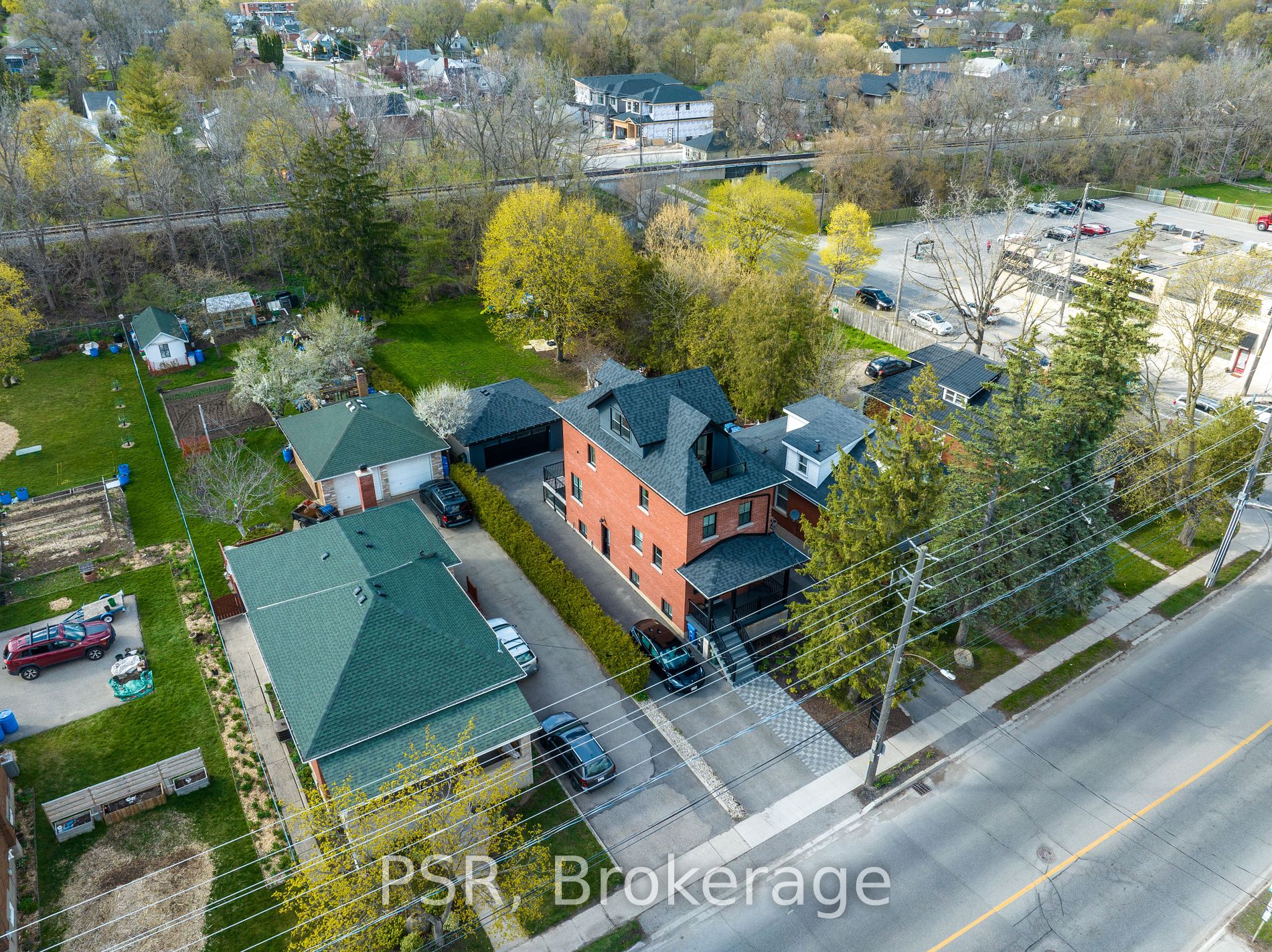 236 Elizabeth St