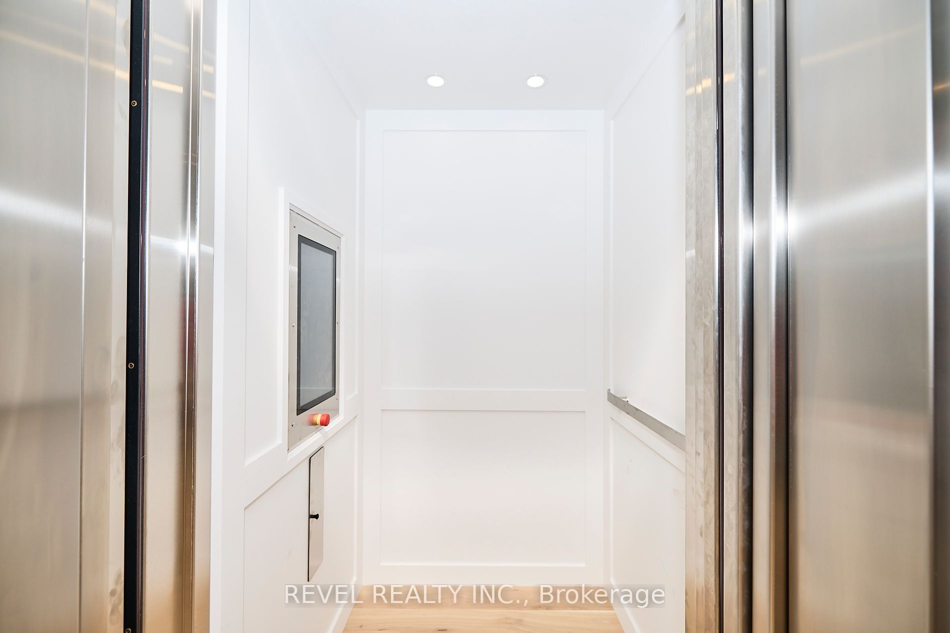 29 Yates St