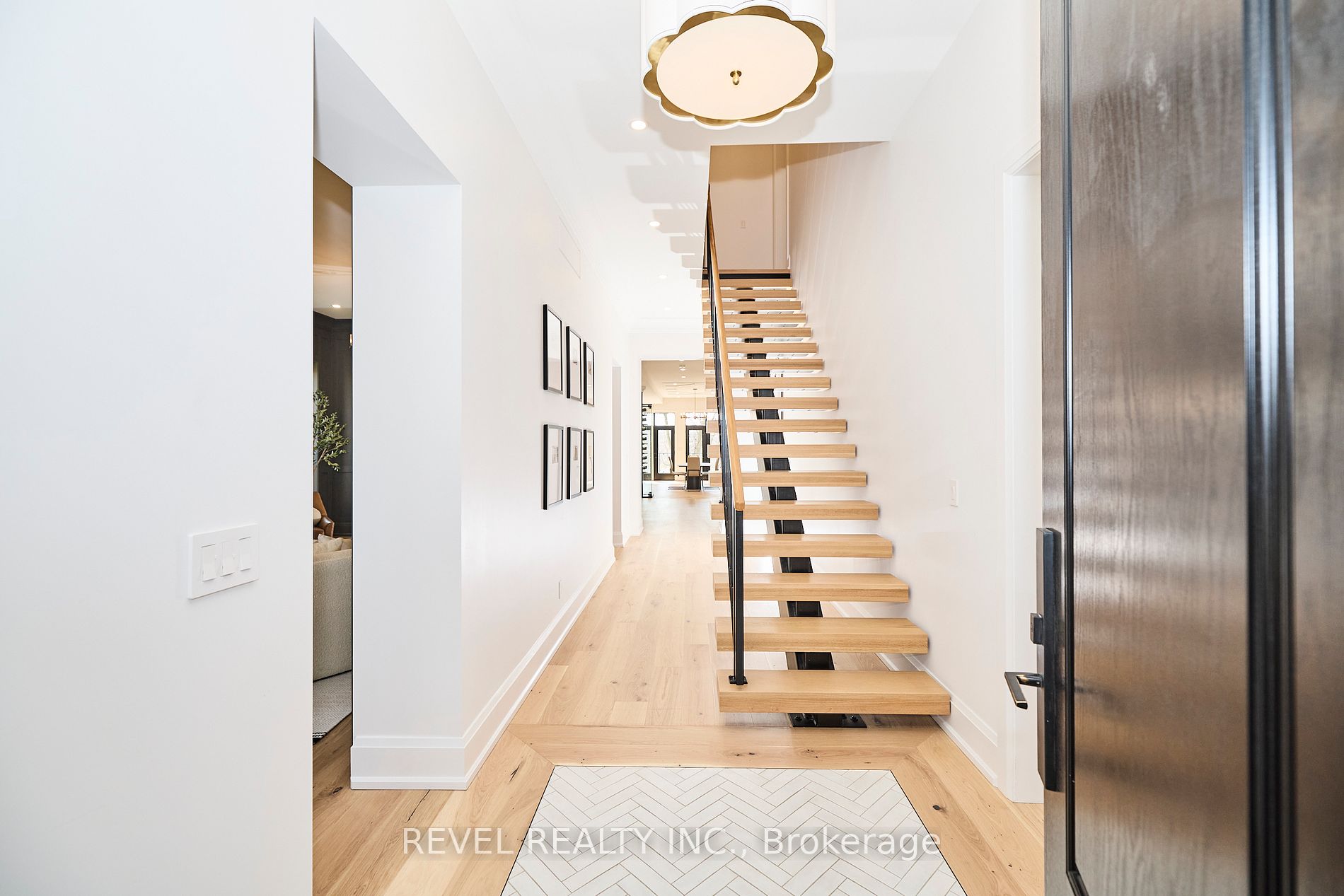 29 Yates St