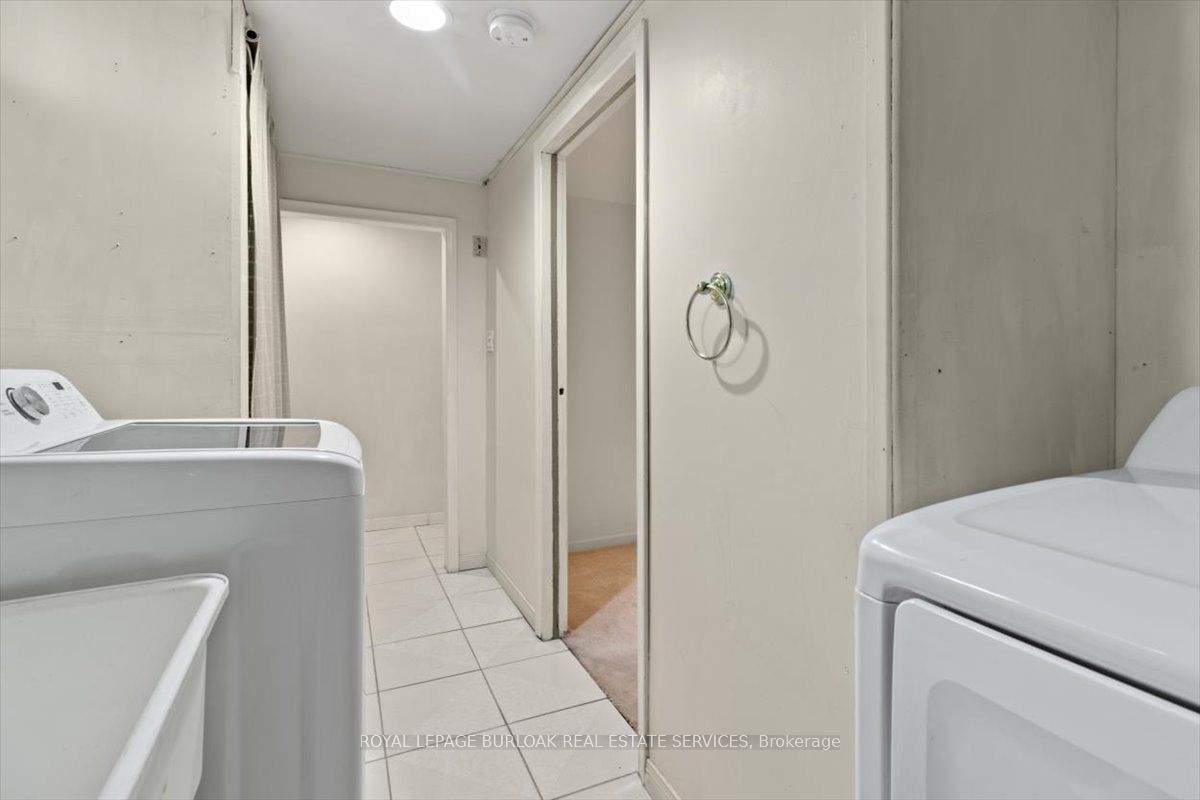 11 Colmar Pl, #2