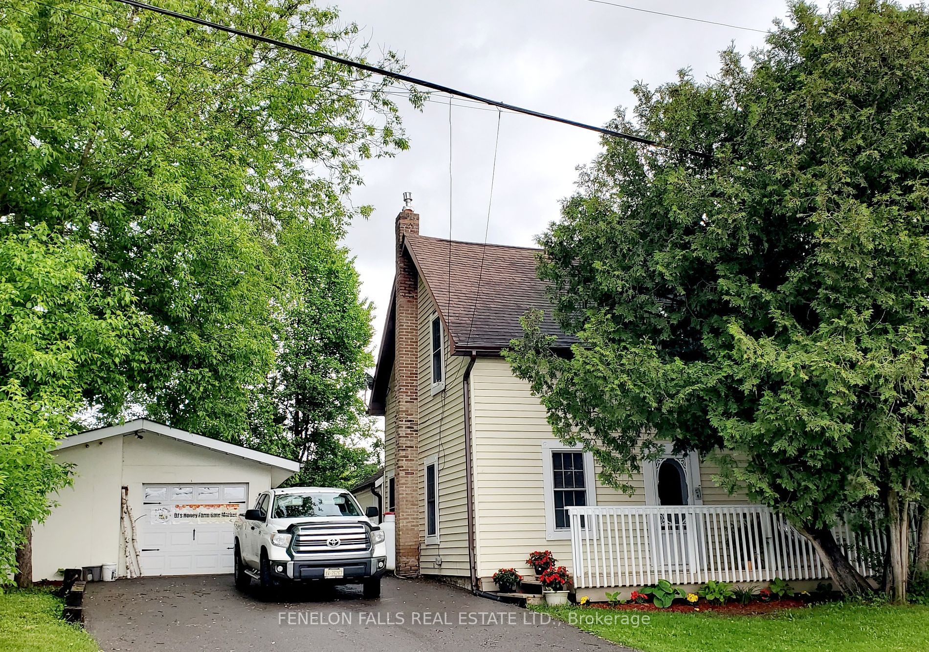 3472 Monck Road