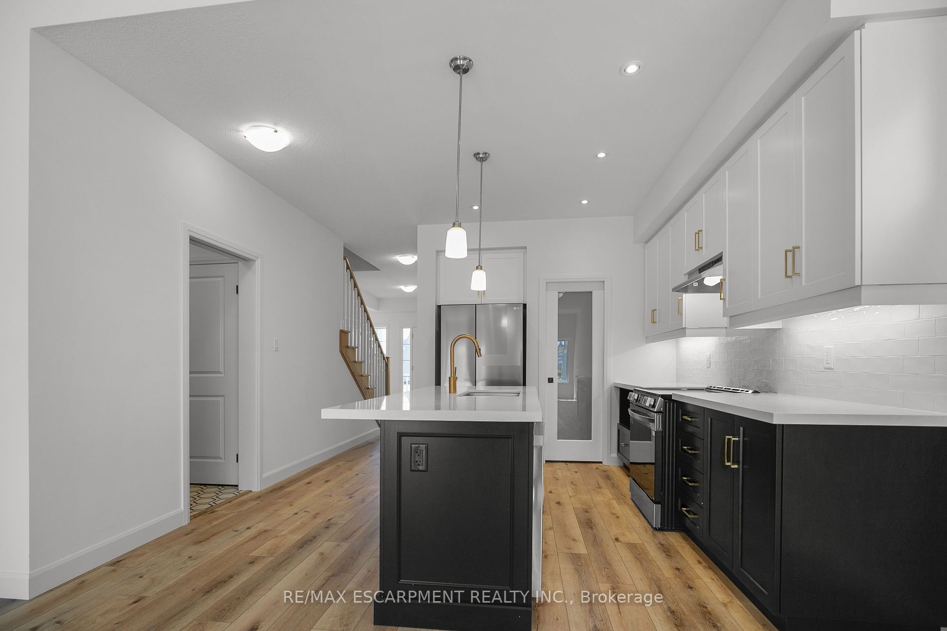 26 Beachwalk Crescent