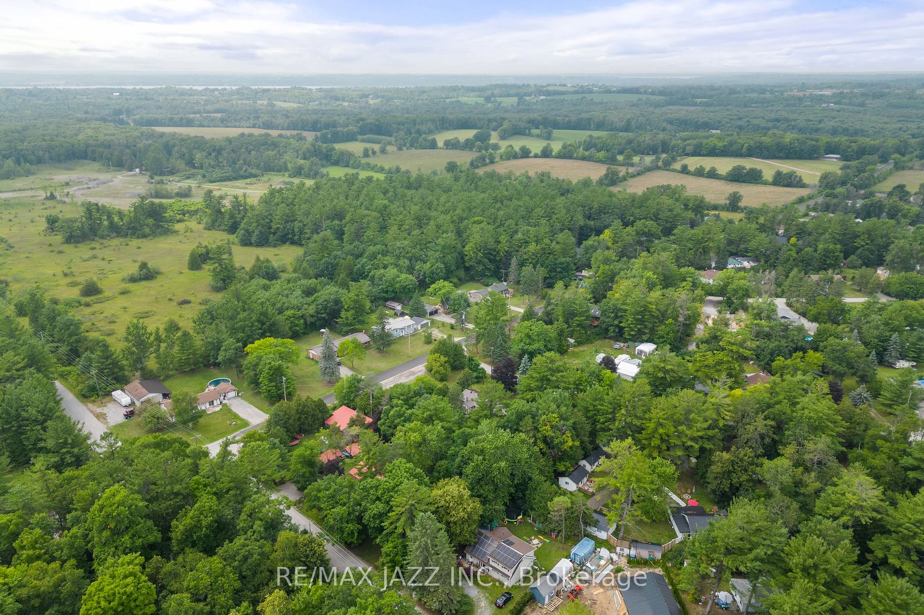 11 Edgewood Drive