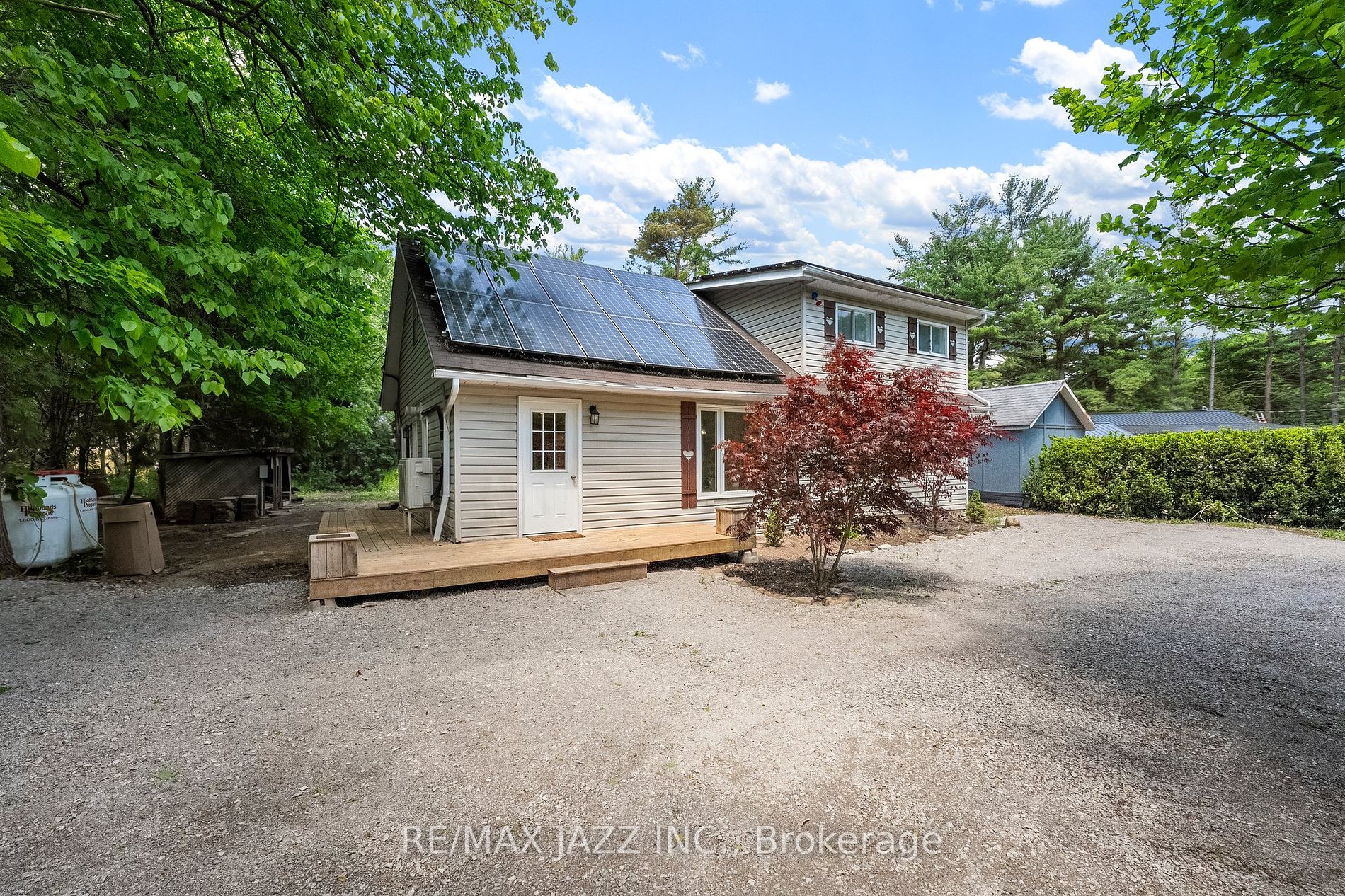 11 Edgewood Drive