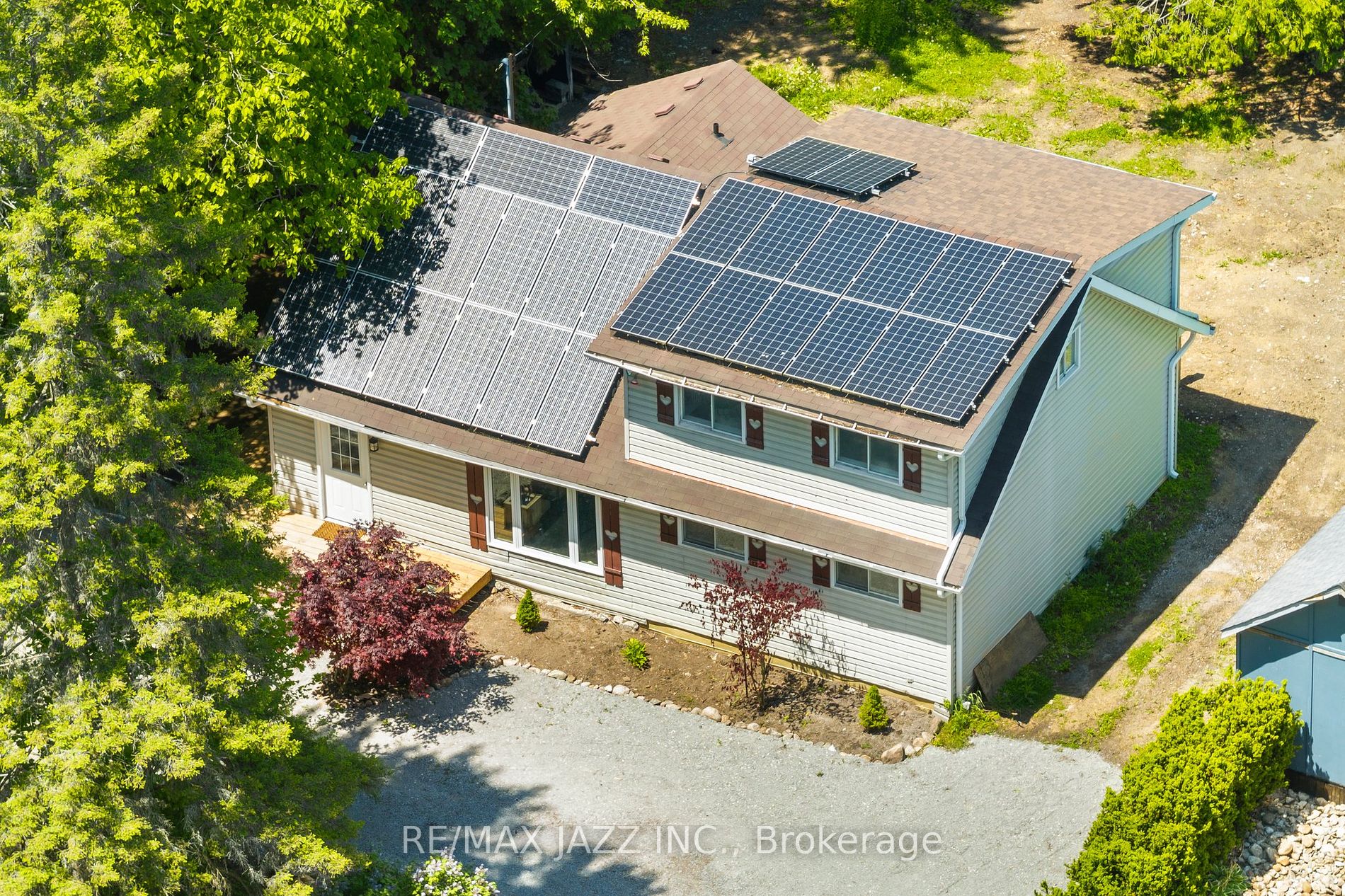 11 Edgewood Drive
