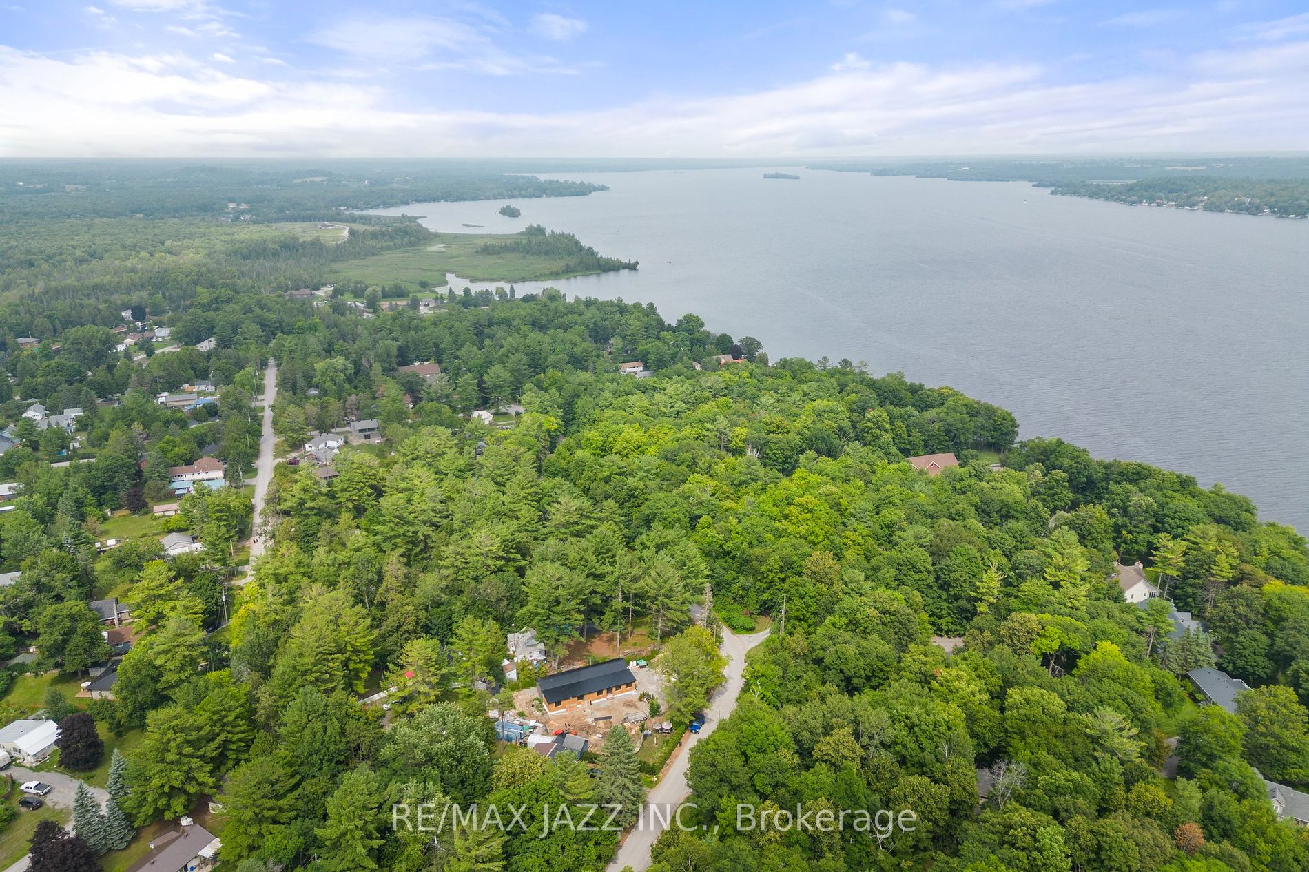 11 Edgewood Drive