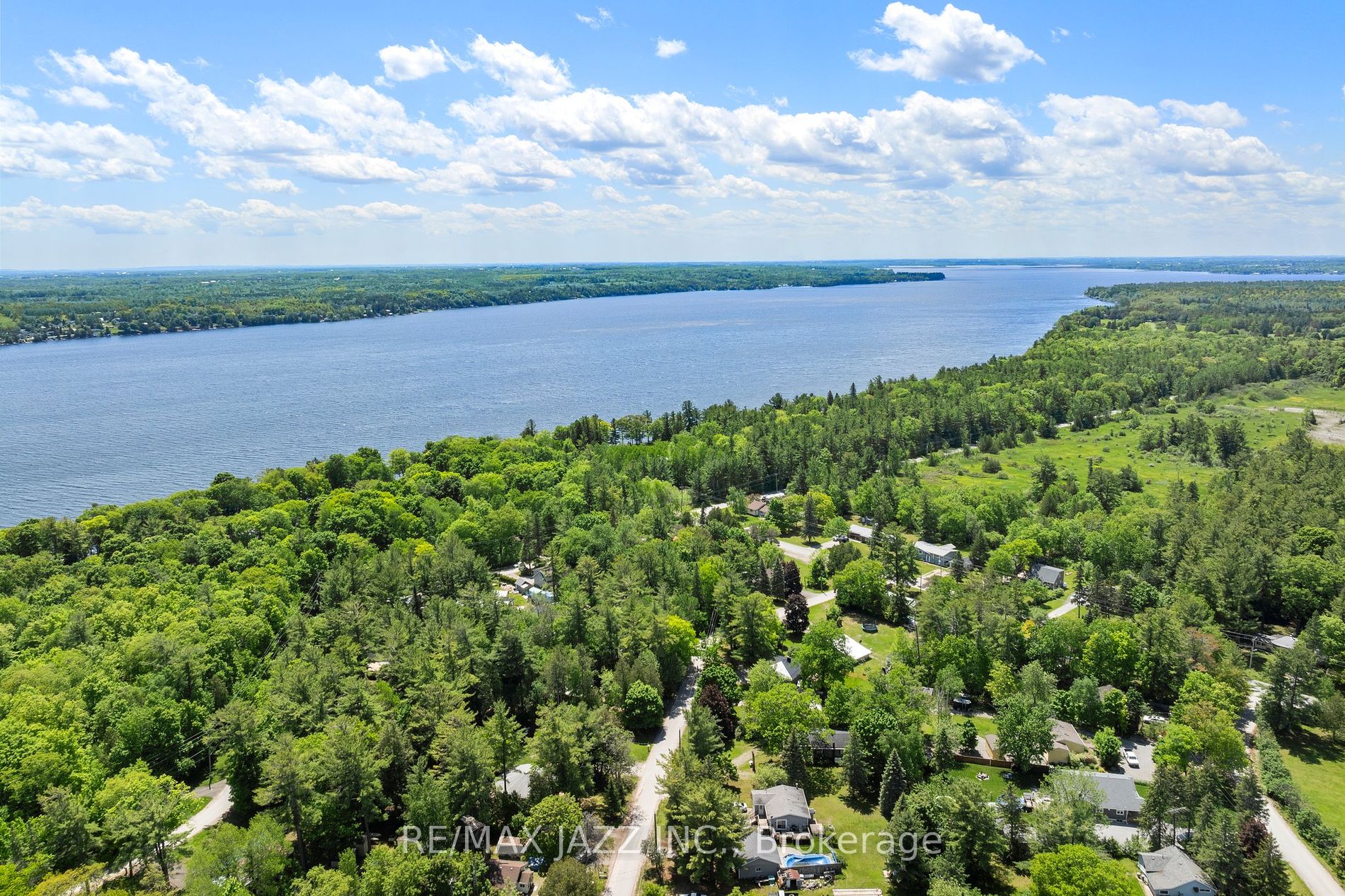 11 Edgewood Drive