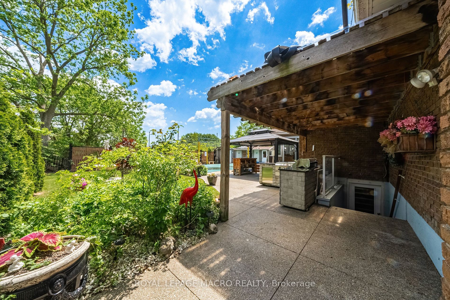 3785 Nineteenth Street