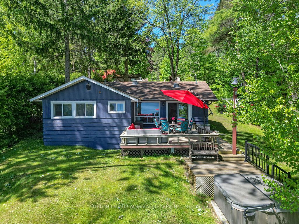 26 Manitou Lane