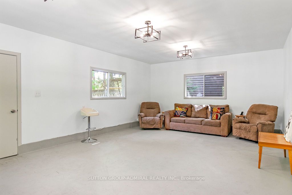 26 Manitou Lane