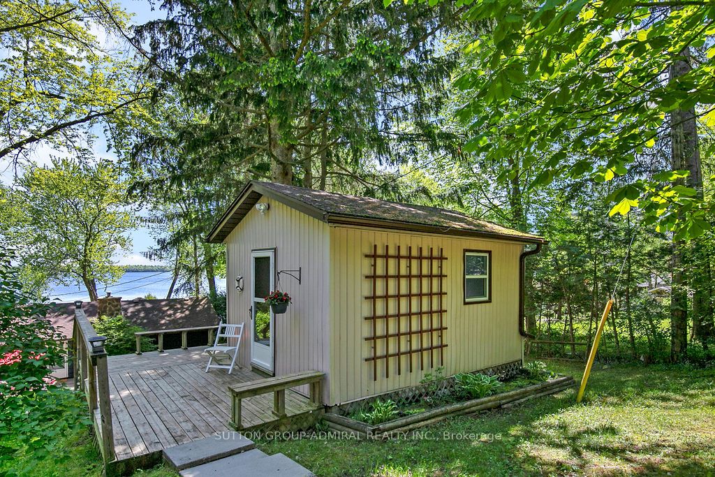 26 Manitou Lane