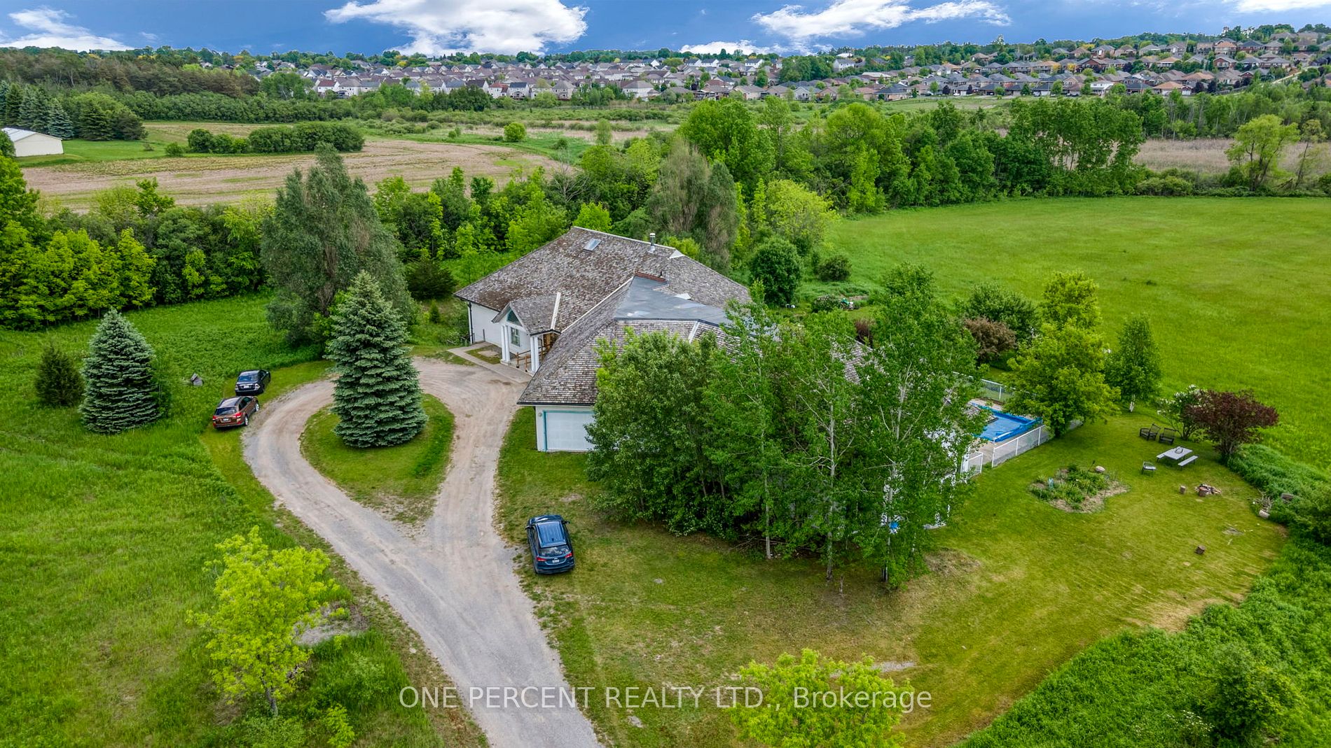 1315 Parkhill Road W