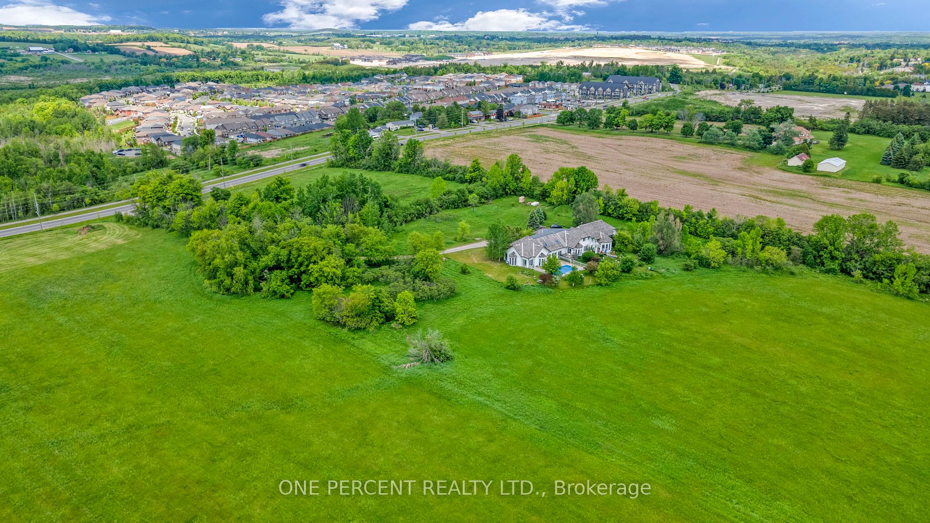 1315 Parkhill Road W