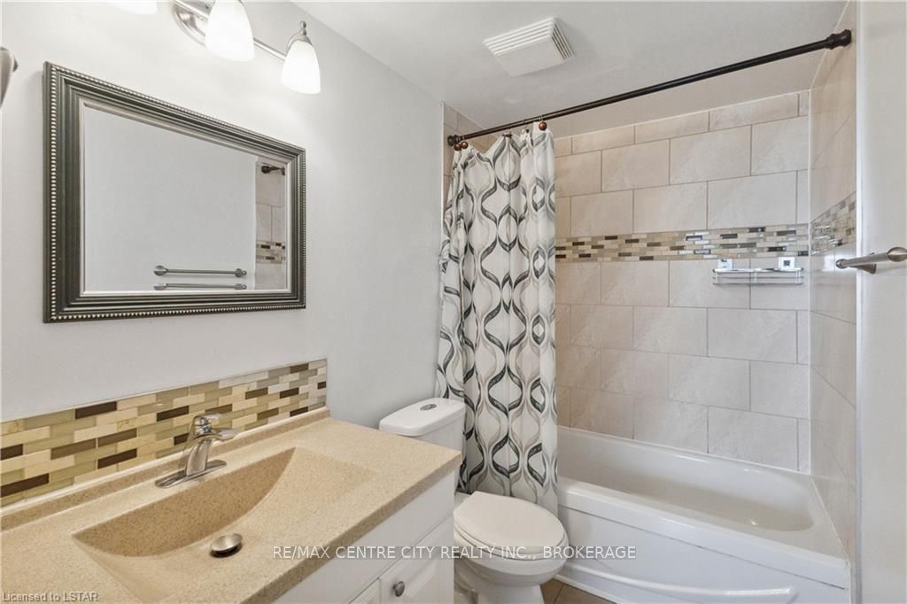 155 KENT Street #1202
