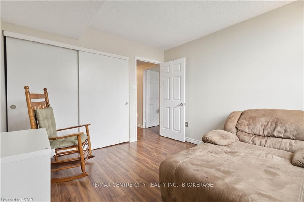 155 KENT Street #1202