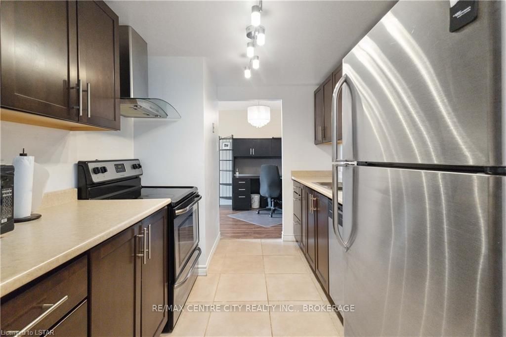 155 KENT Street #1202