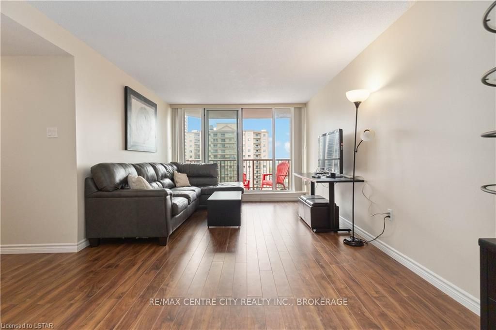 155 KENT Street #1202