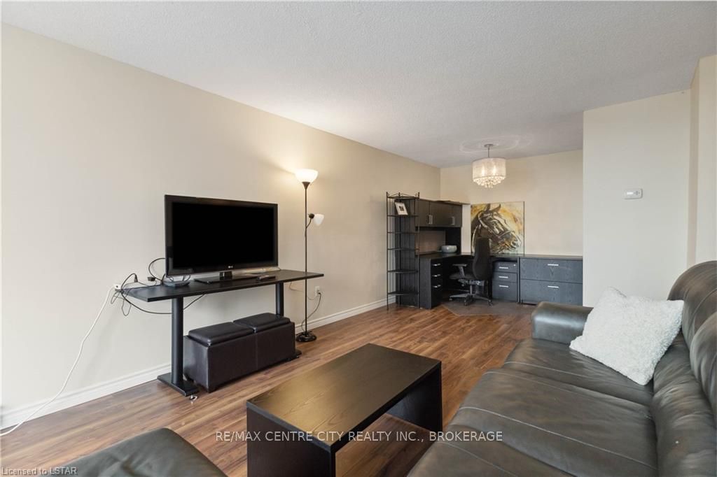 155 KENT Street #1202