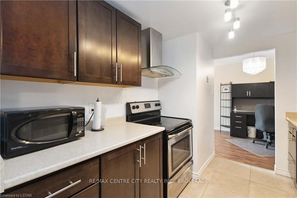 155 KENT Street #1202