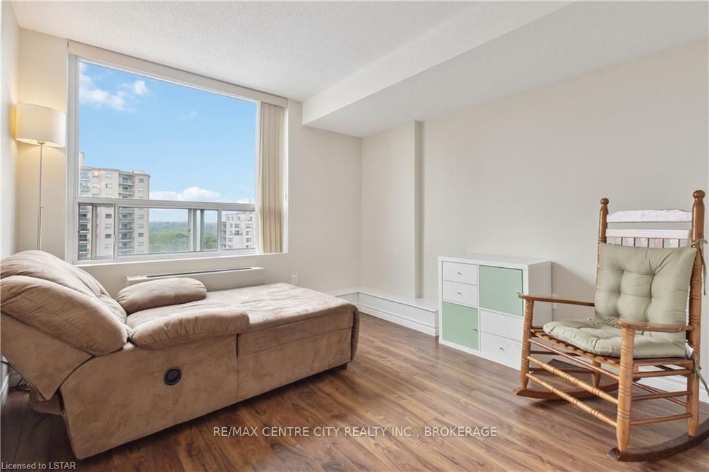 155 KENT Street #1202