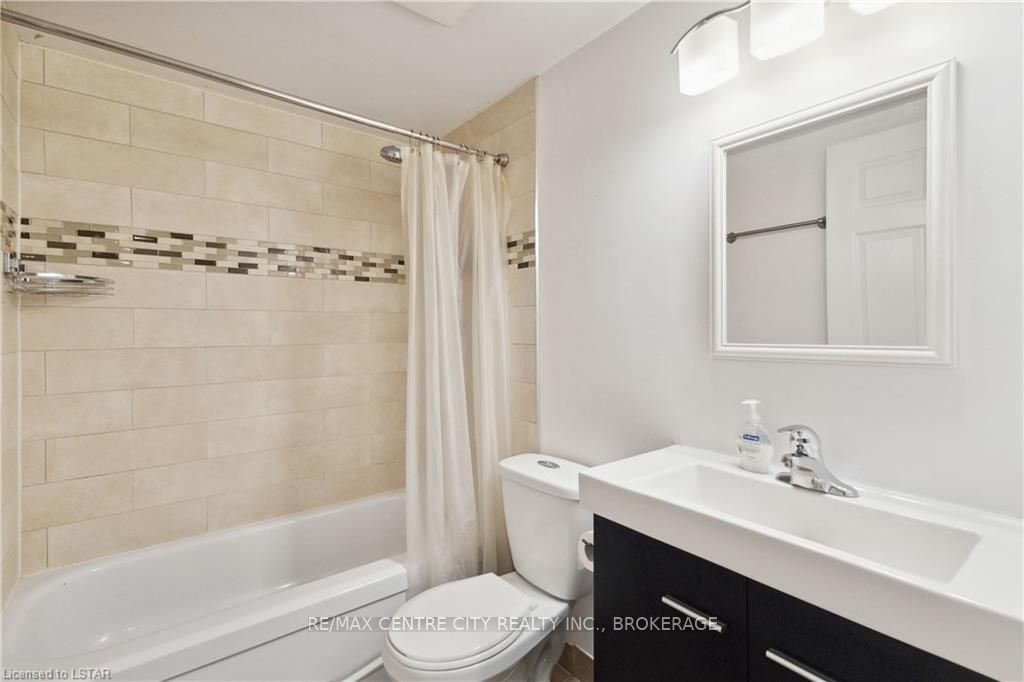155 KENT Street #1202