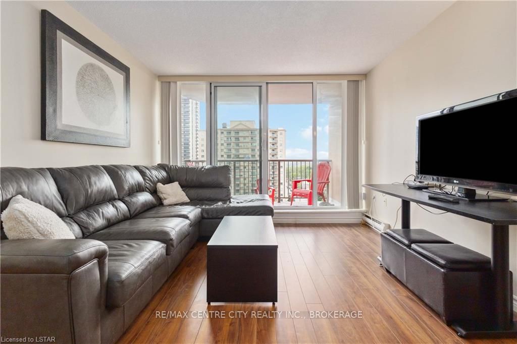 155 KENT Street #1202