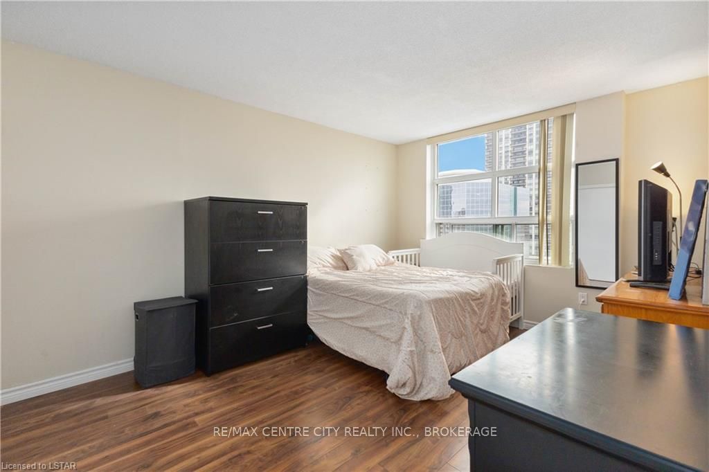 155 KENT Street #1202