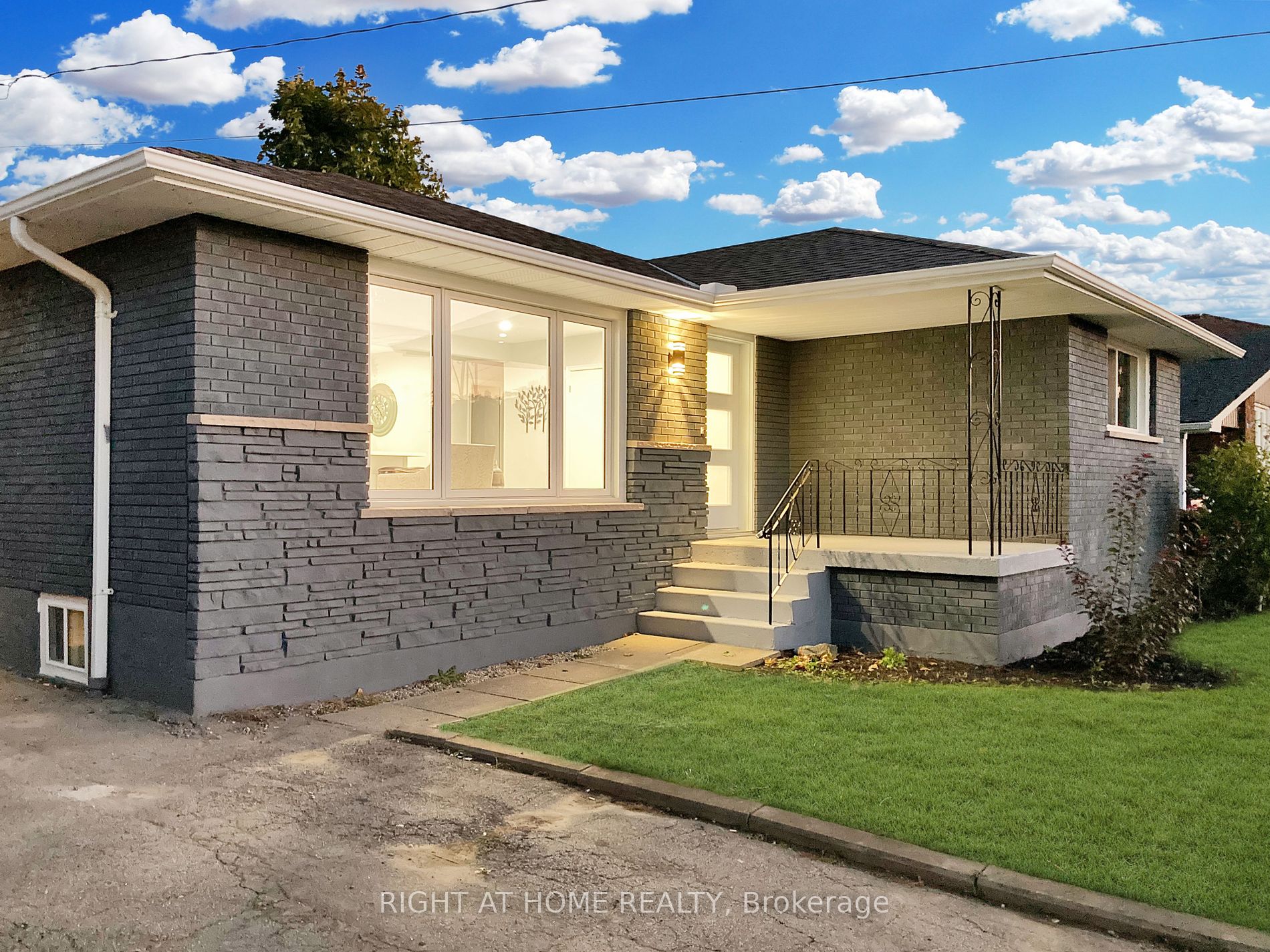 89 Greeningdon Drive