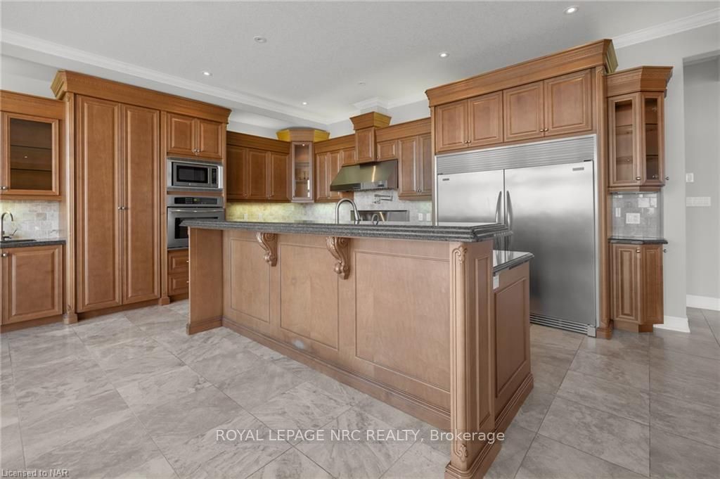 112 Watercrest Dr