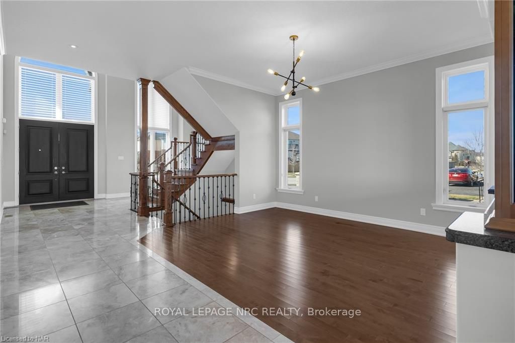 112 Watercrest Dr