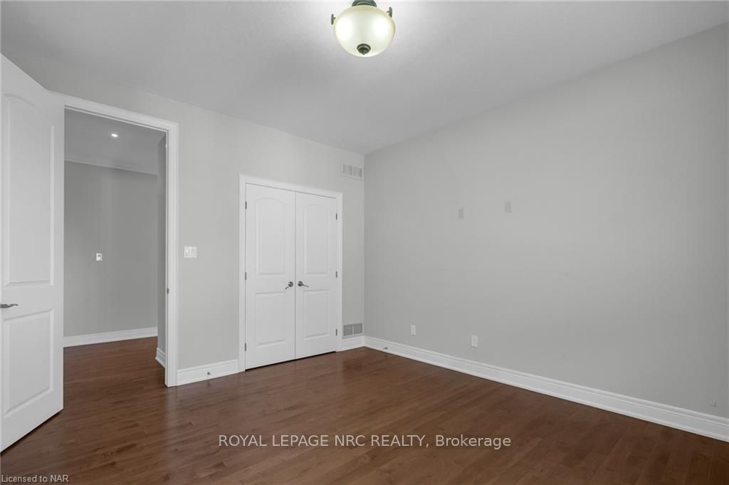 112 Watercrest Dr
