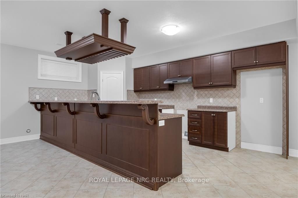 112 Watercrest Dr