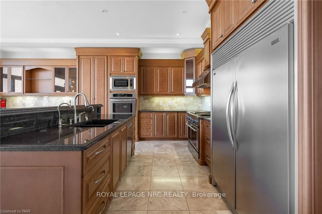 112 Watercrest Dr