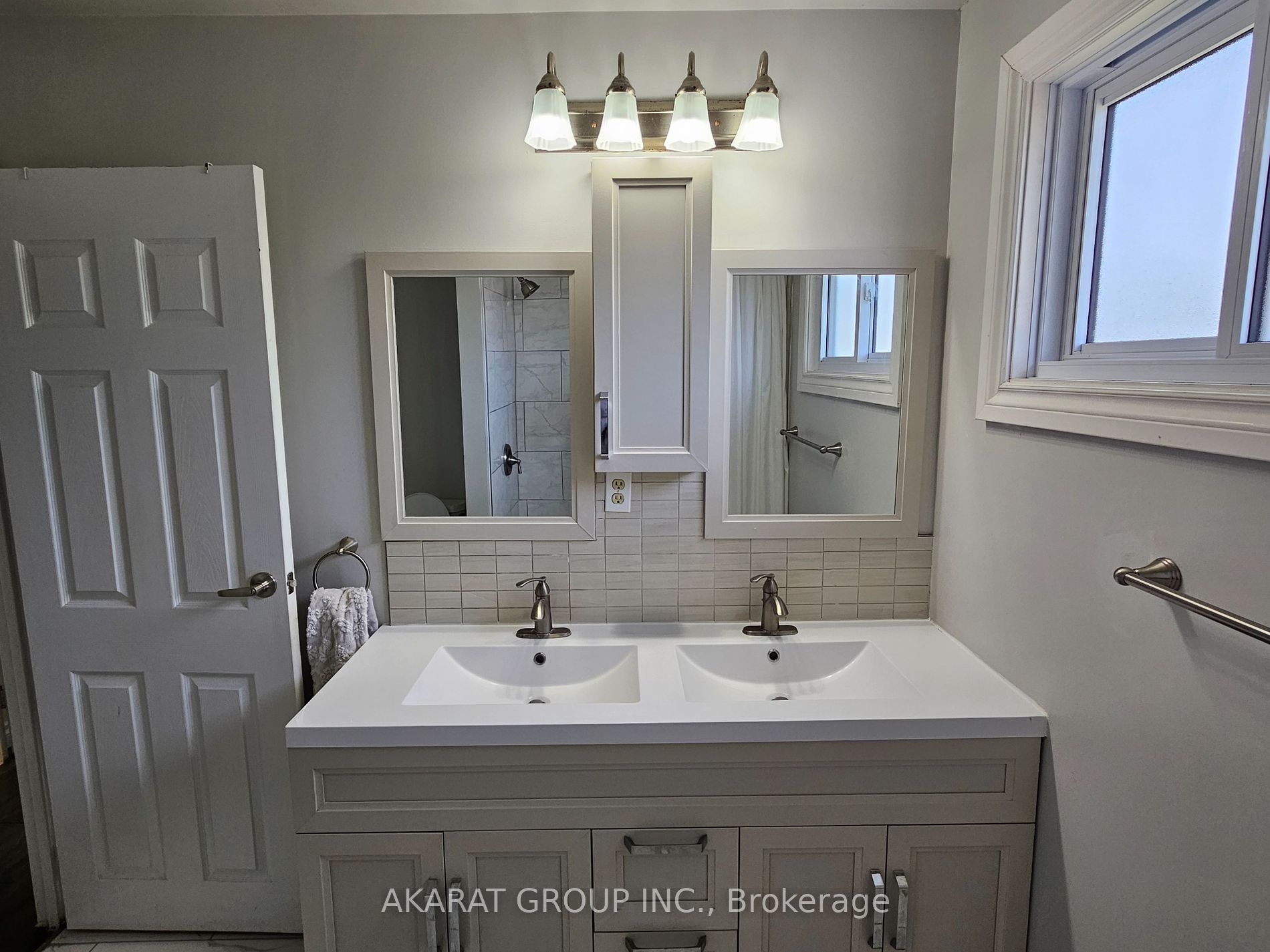 25 Pembroke Street N