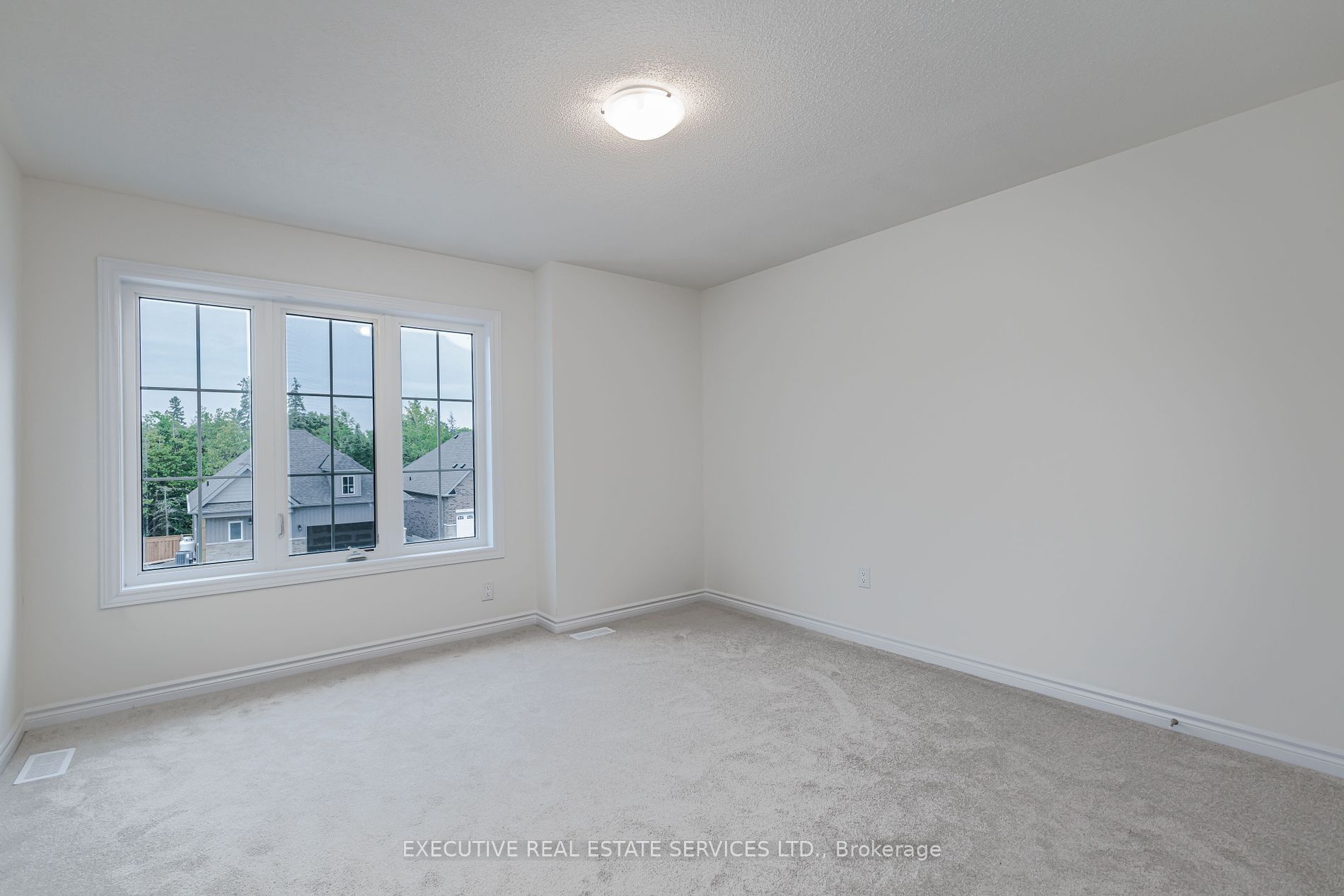36 Hillcroft Way