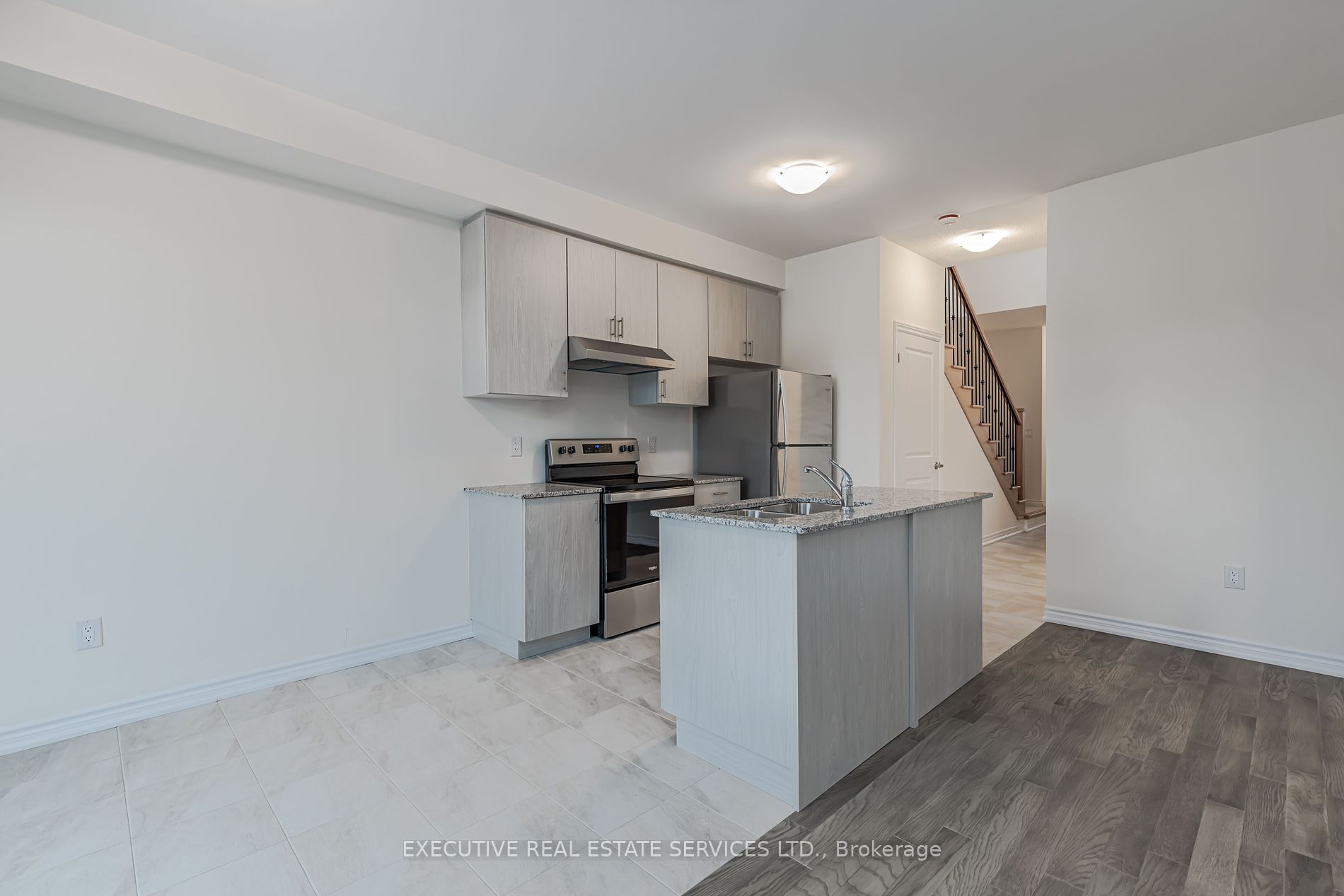 36 Hillcroft Way
