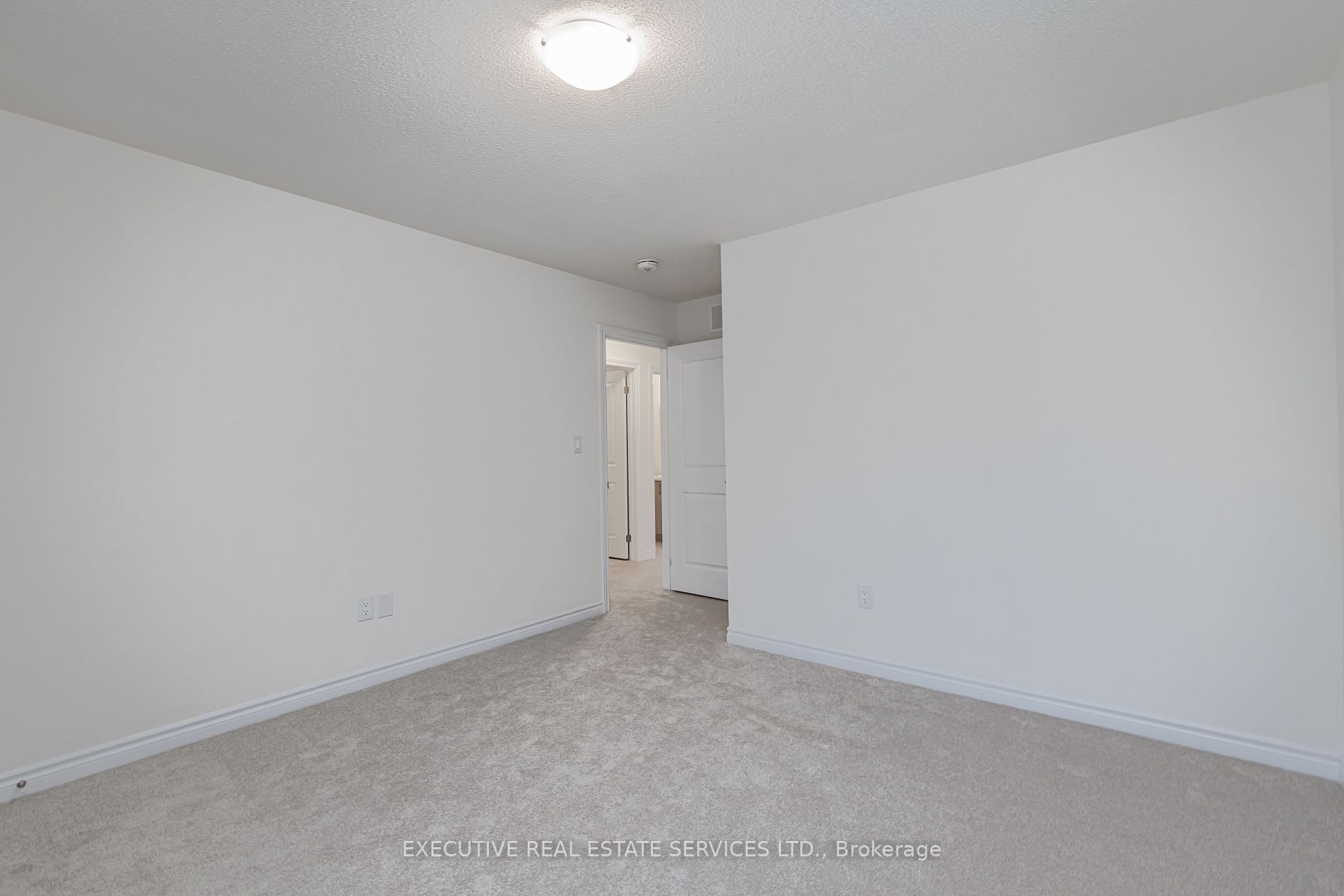 36 Hillcroft Way
