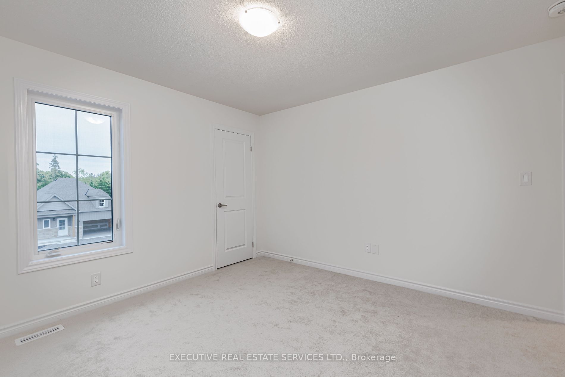 36 Hillcroft Way