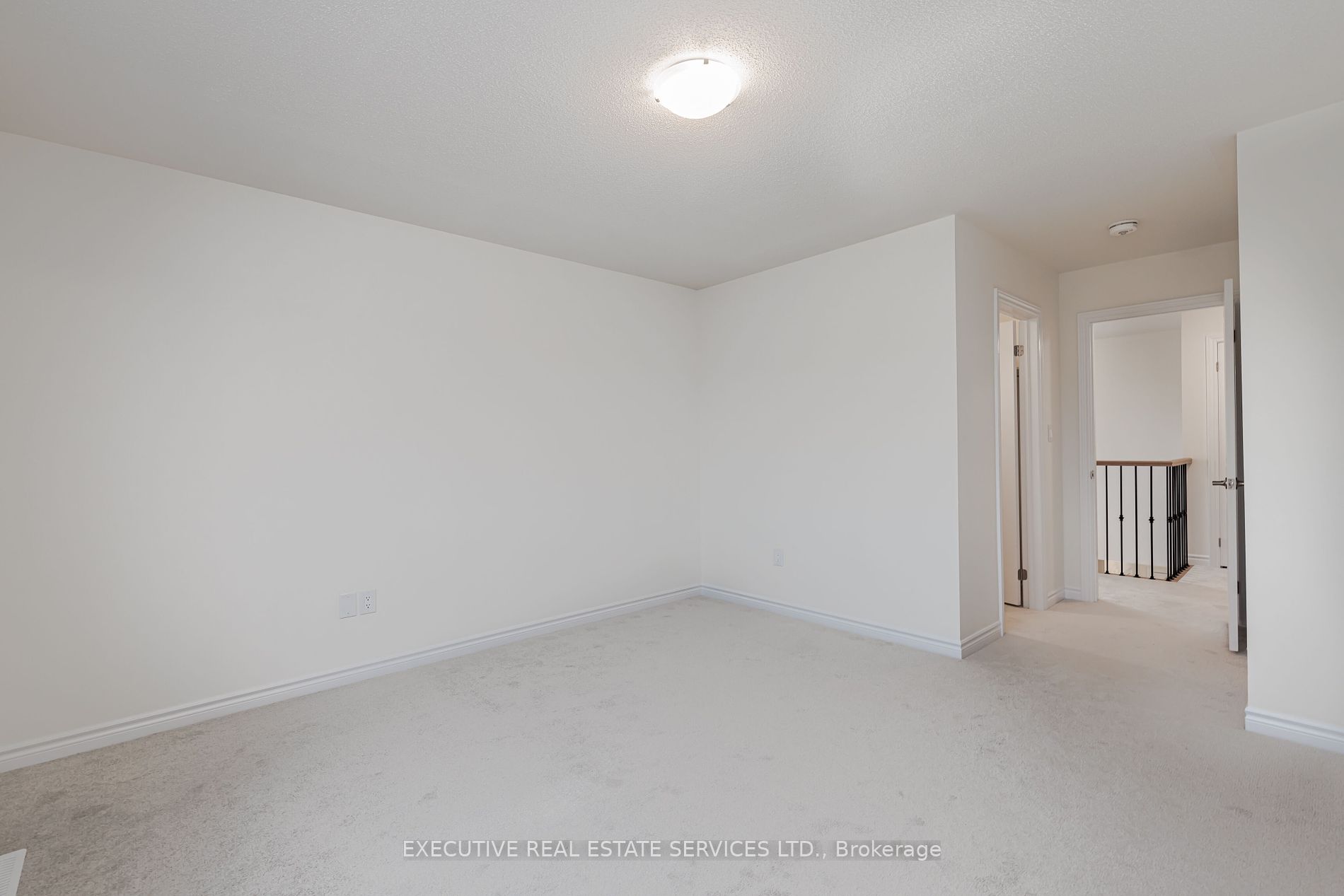 36 Hillcroft Way