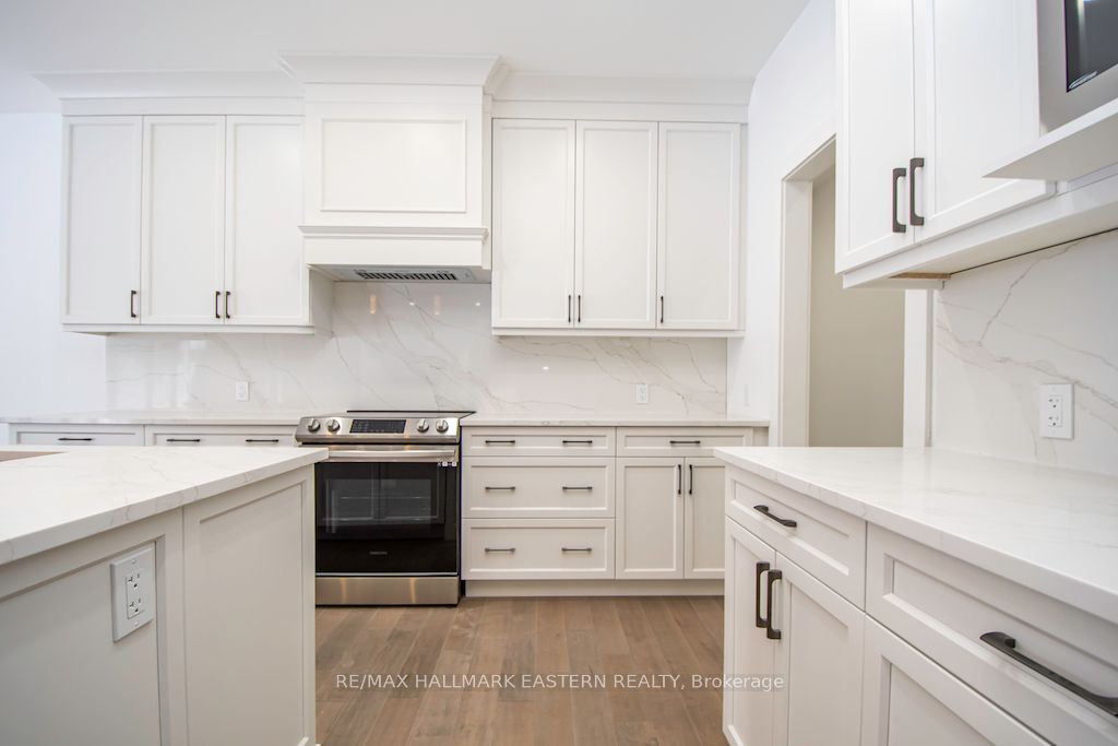 11 Maplewood Court