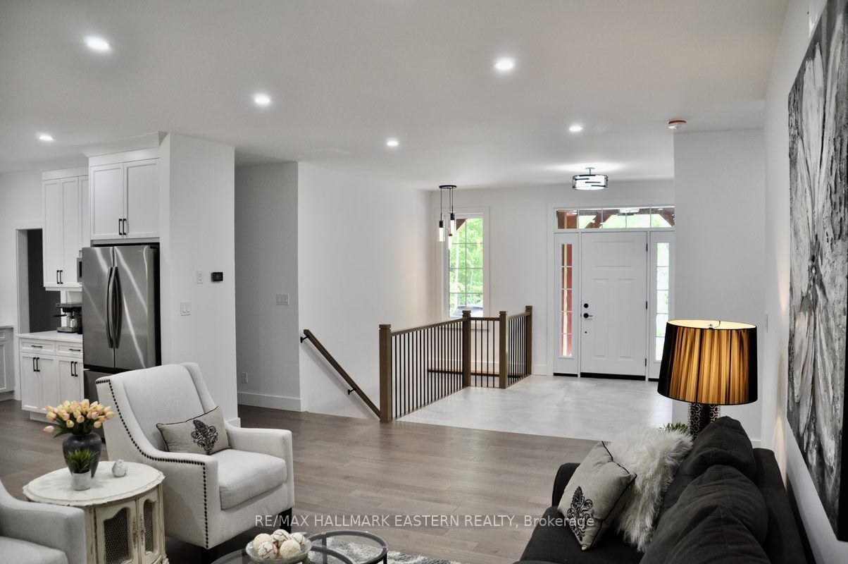 11 Maplewood Court