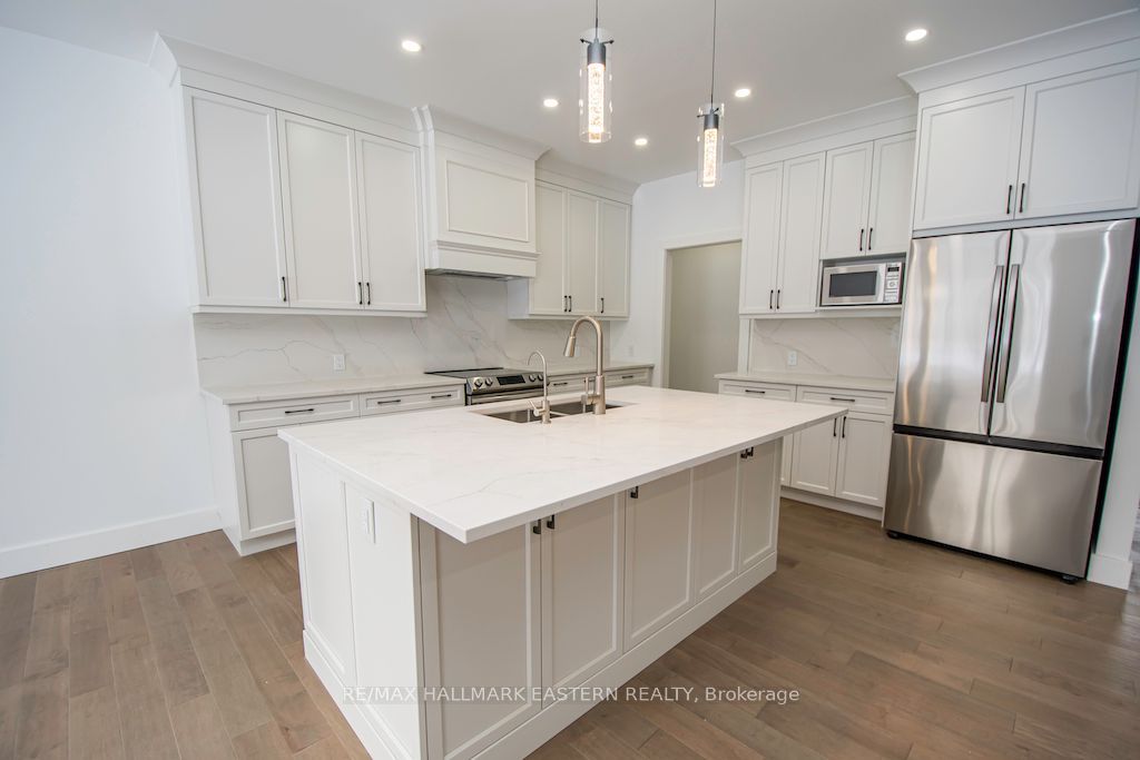 11 Maplewood Court