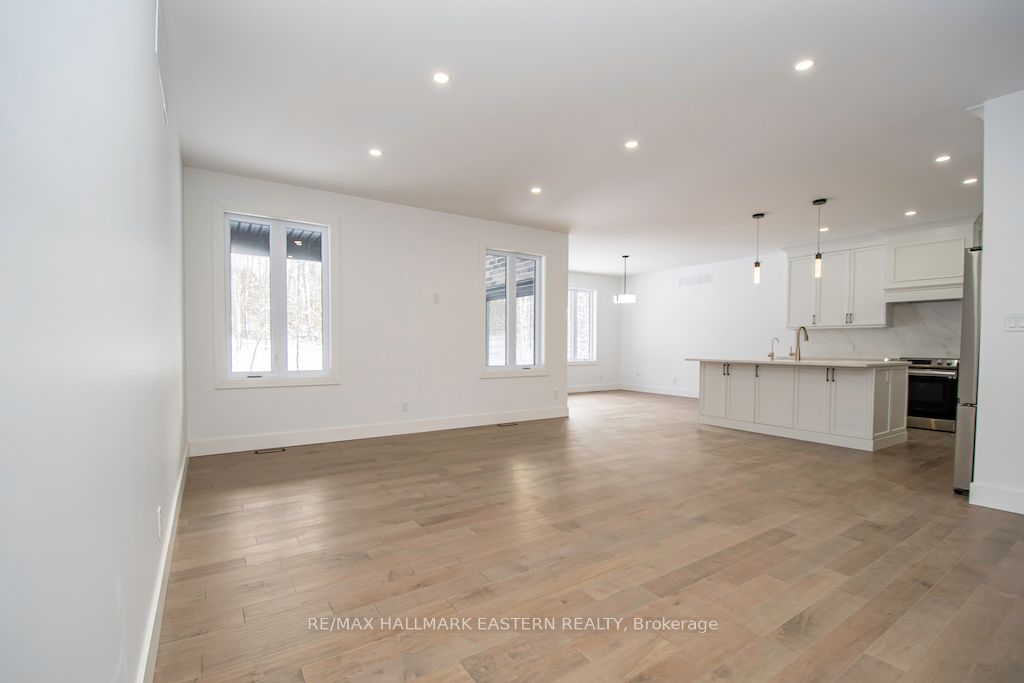 11 Maplewood Court