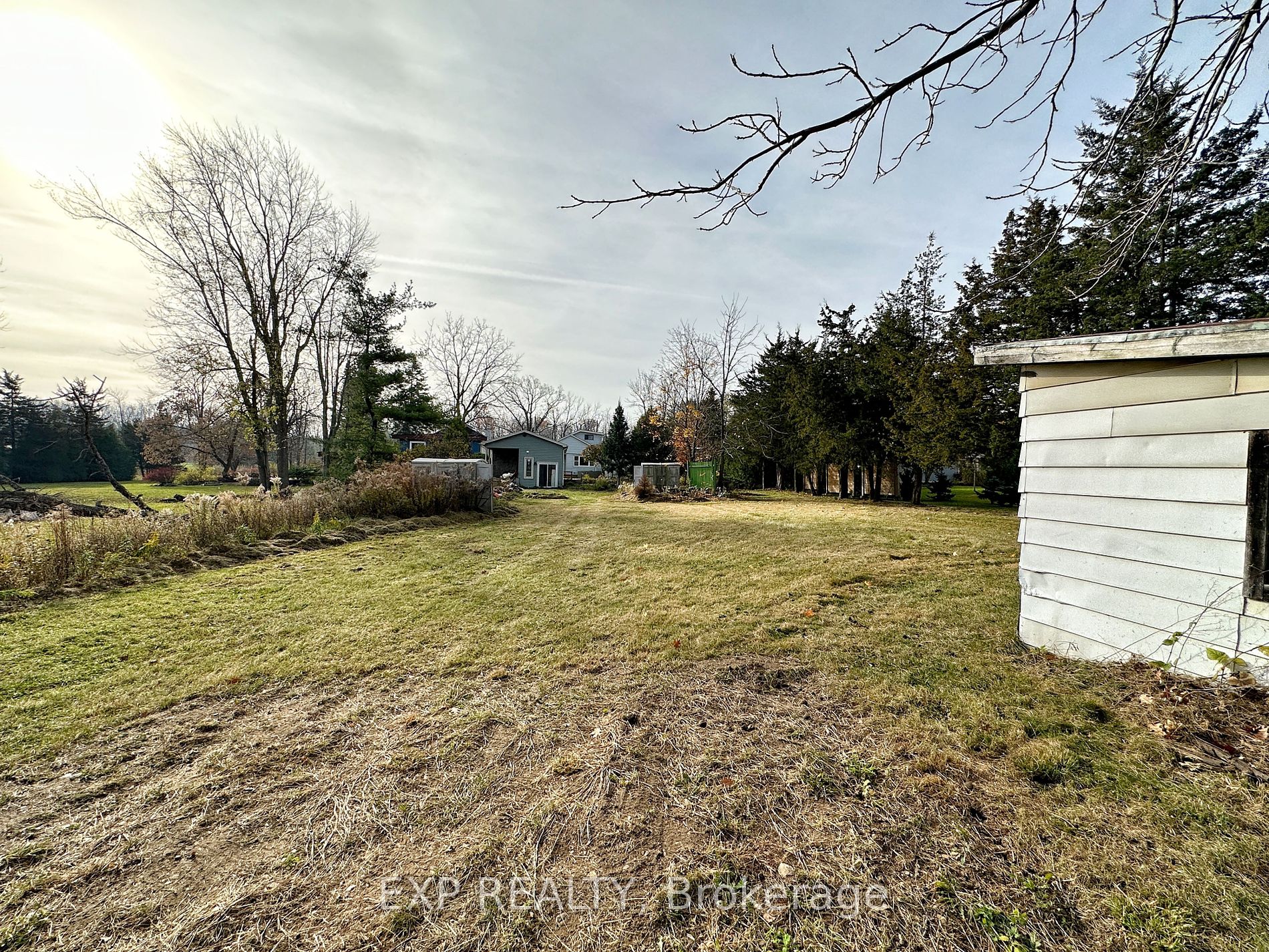 49 Ridge Rd E