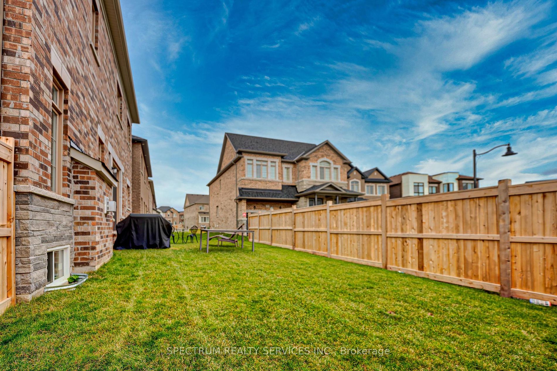 23 Zimmerman Gdns