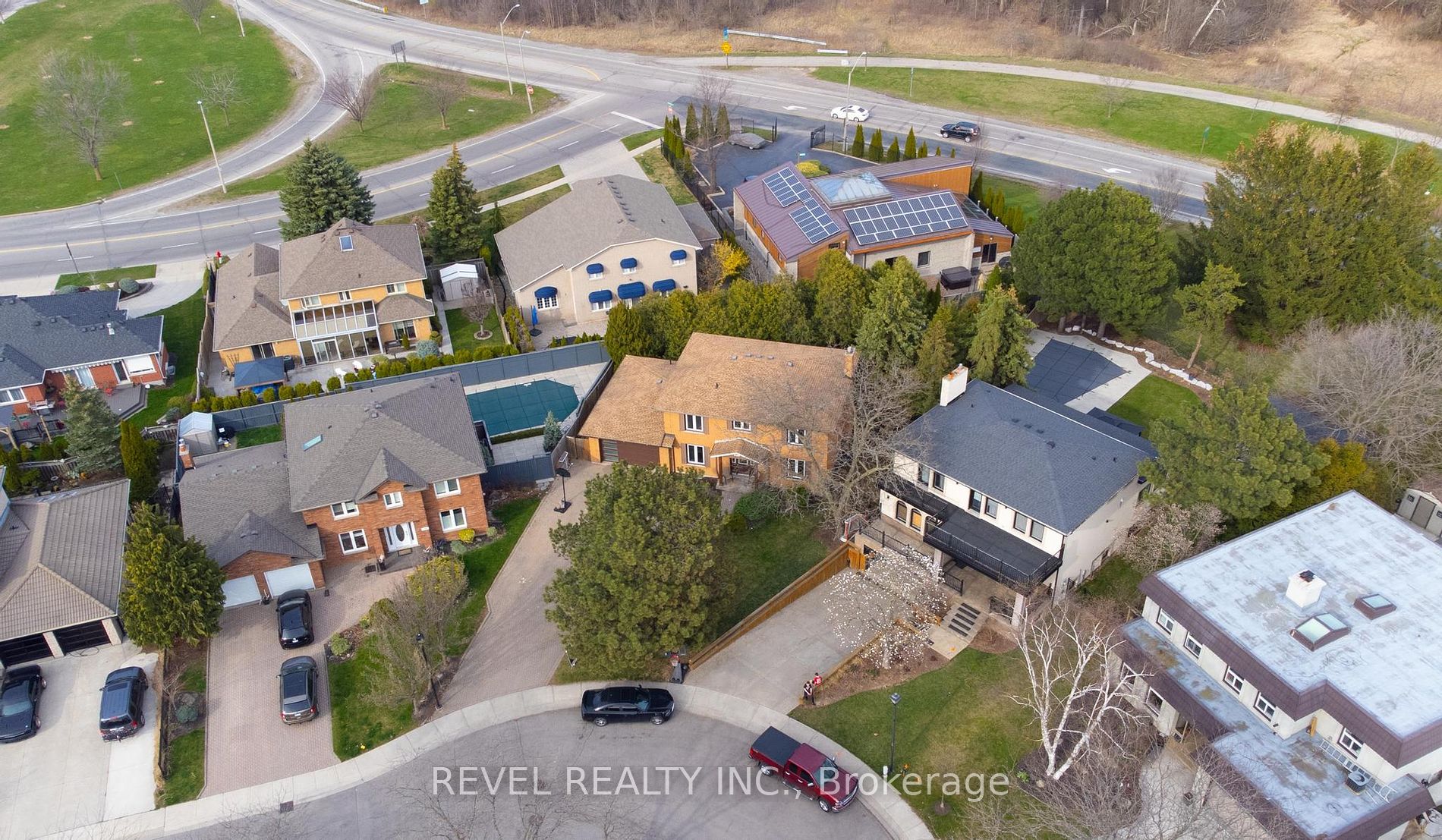 168 Albion Falls Blvd