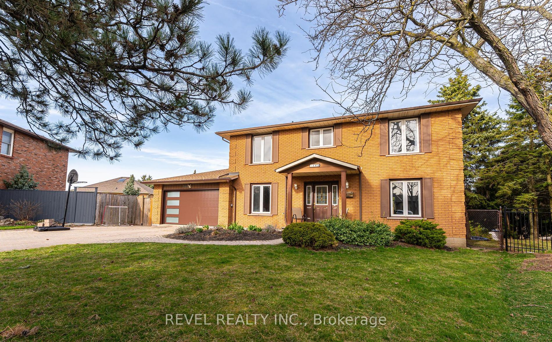 168 Albion Falls Blvd
